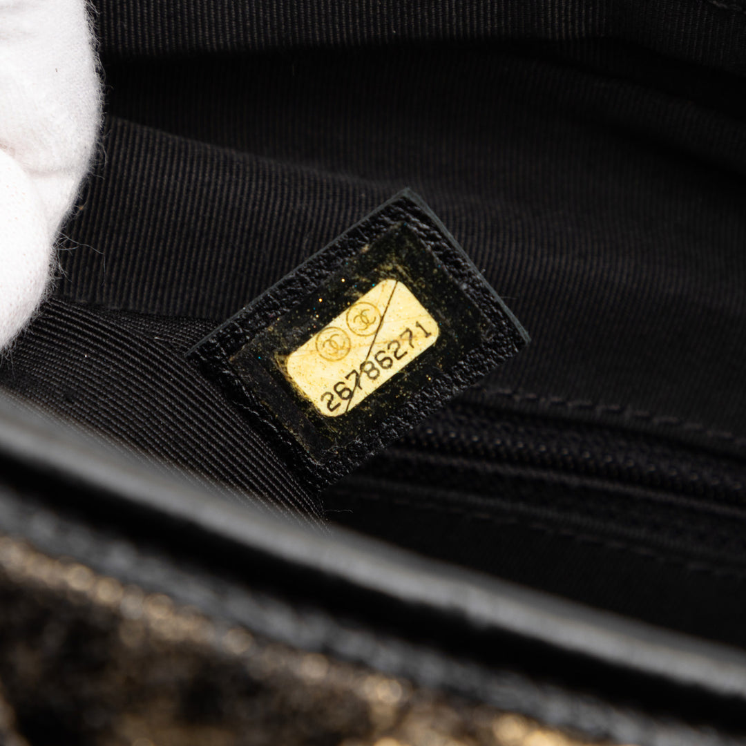 Chanel Medium Matelassé Metallic Crumpled Cuir de chèvre Gabrielle Hobo