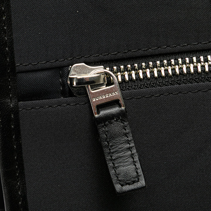 Nylon Crossbody Black - Gaby Paris