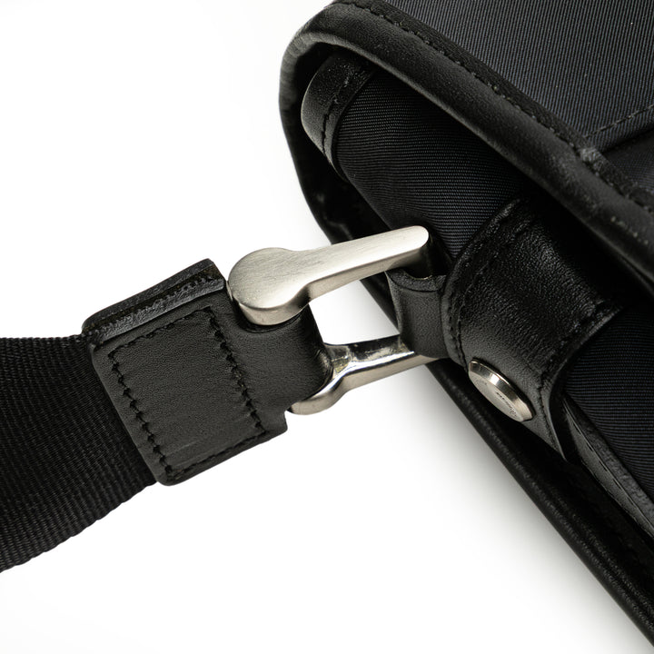 Nylon Crossbody Black - Gaby Paris