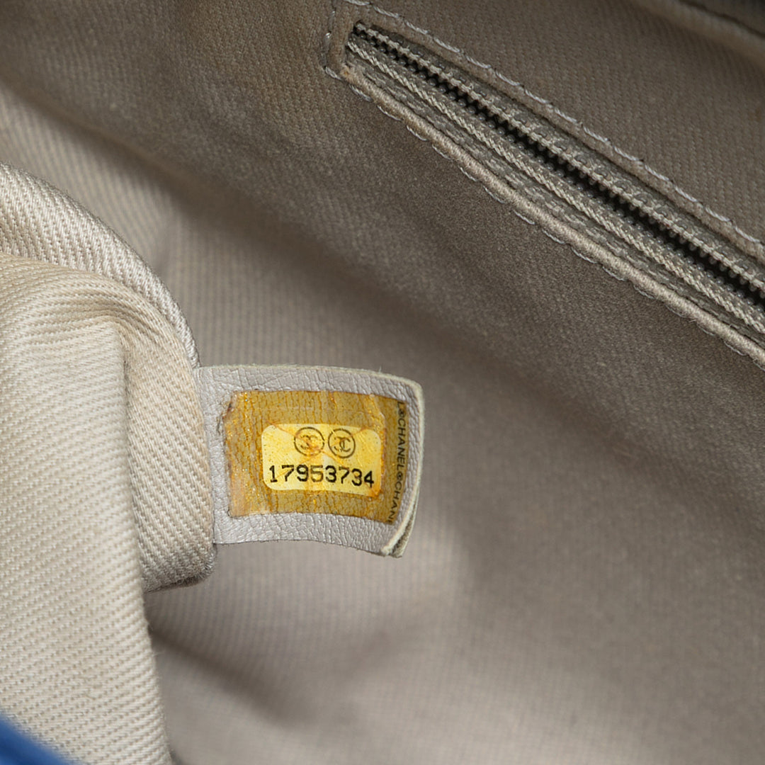 Chanel Jumbo Matelassé Caviar Easy à rabat