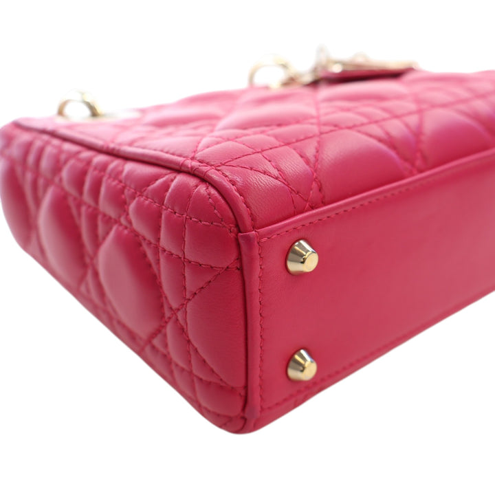 Dior Lady Dior Cannage Mini Cuir d'agneau Rose – vue 13 – GABY PARIS