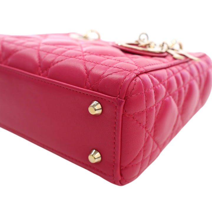 Dior Lady Dior Cannage Mini Cuir d'agneau Rose – vue 14 – GABY PARIS