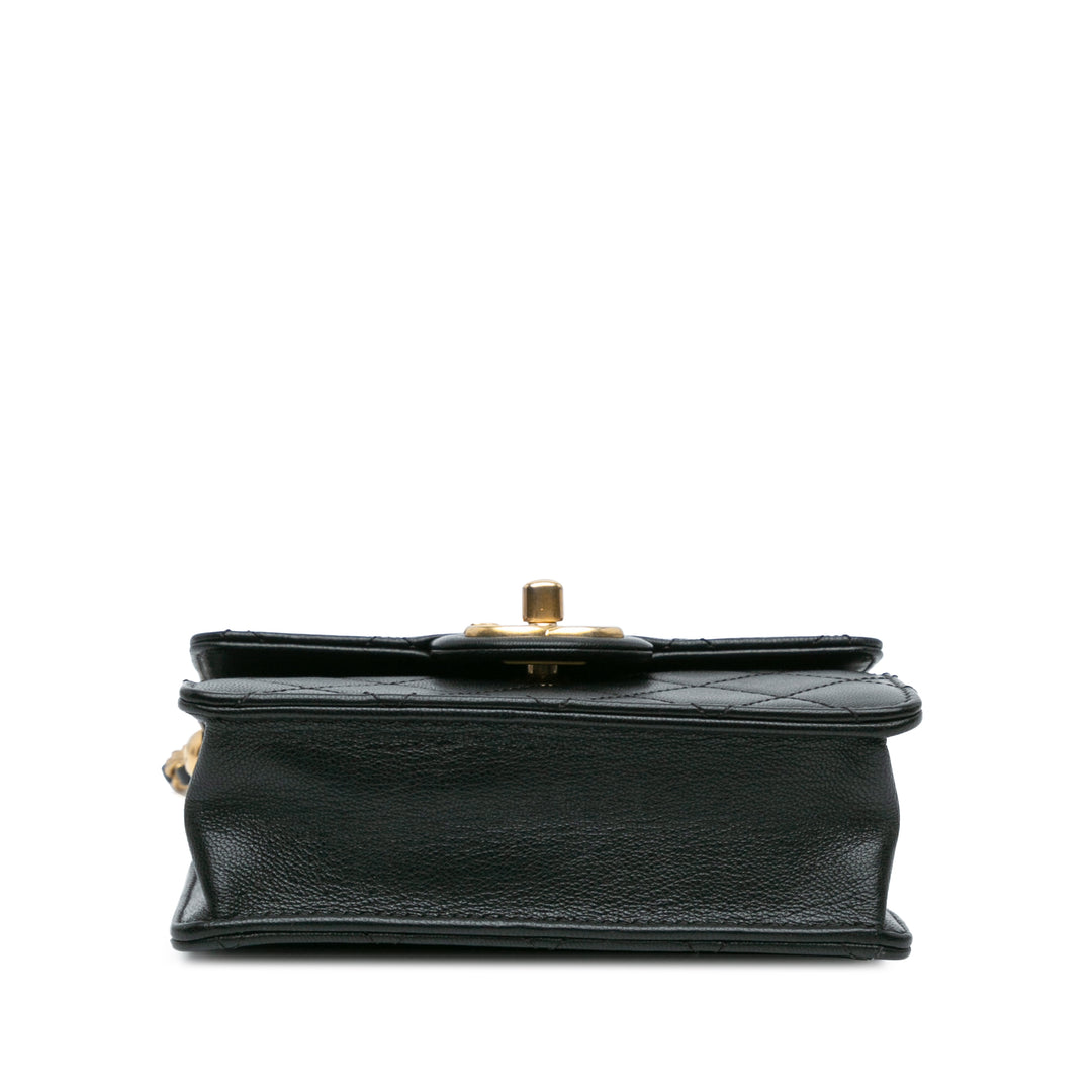 Small Lambskin Chic Pearls Flap Black - Gaby Paris