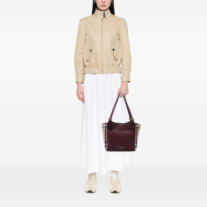 Burberry Cabas Derby et House Check Canterbury Petit Cuir de veau Rouge – vue 6 – GABY PARIS