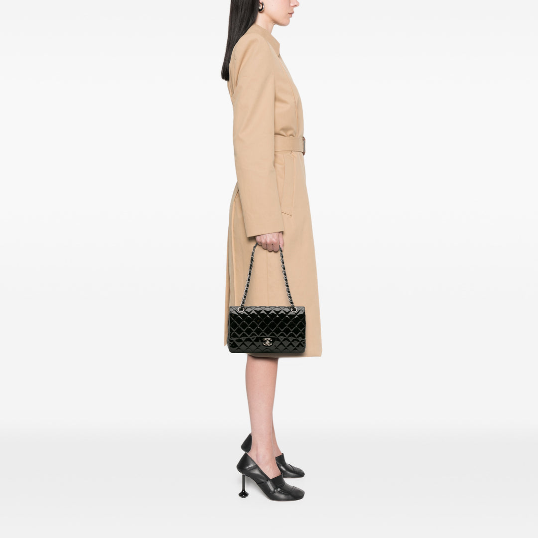 Chanel Medium Classic Cuir verni Double rabat Noir – GABY PARIS Authentique