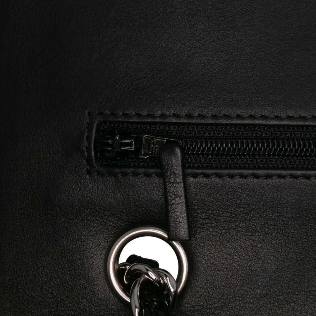 Chanel Medium Classic Cuir verni Double rabat Noir – GABY PARIS Authentique