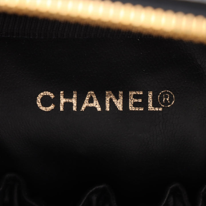 Chanel CC Cuir verni Vanity