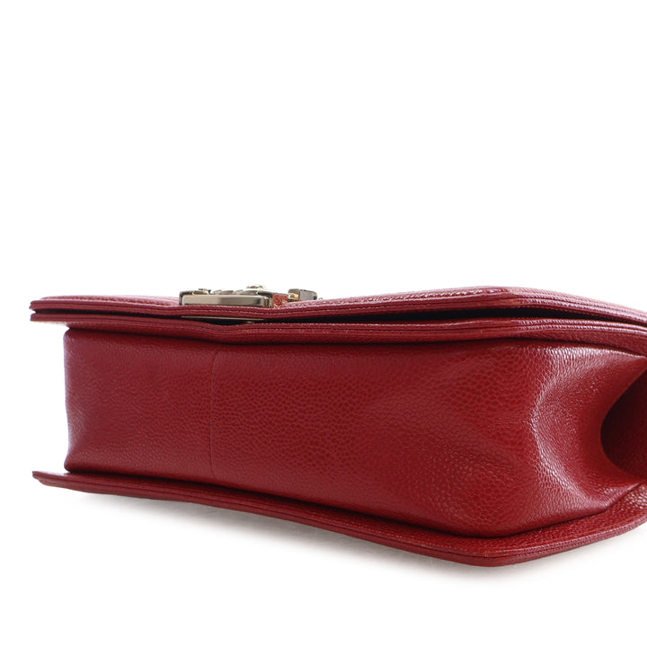 Chanel Matelassé Boy à rabat Moyen Cuir caviar