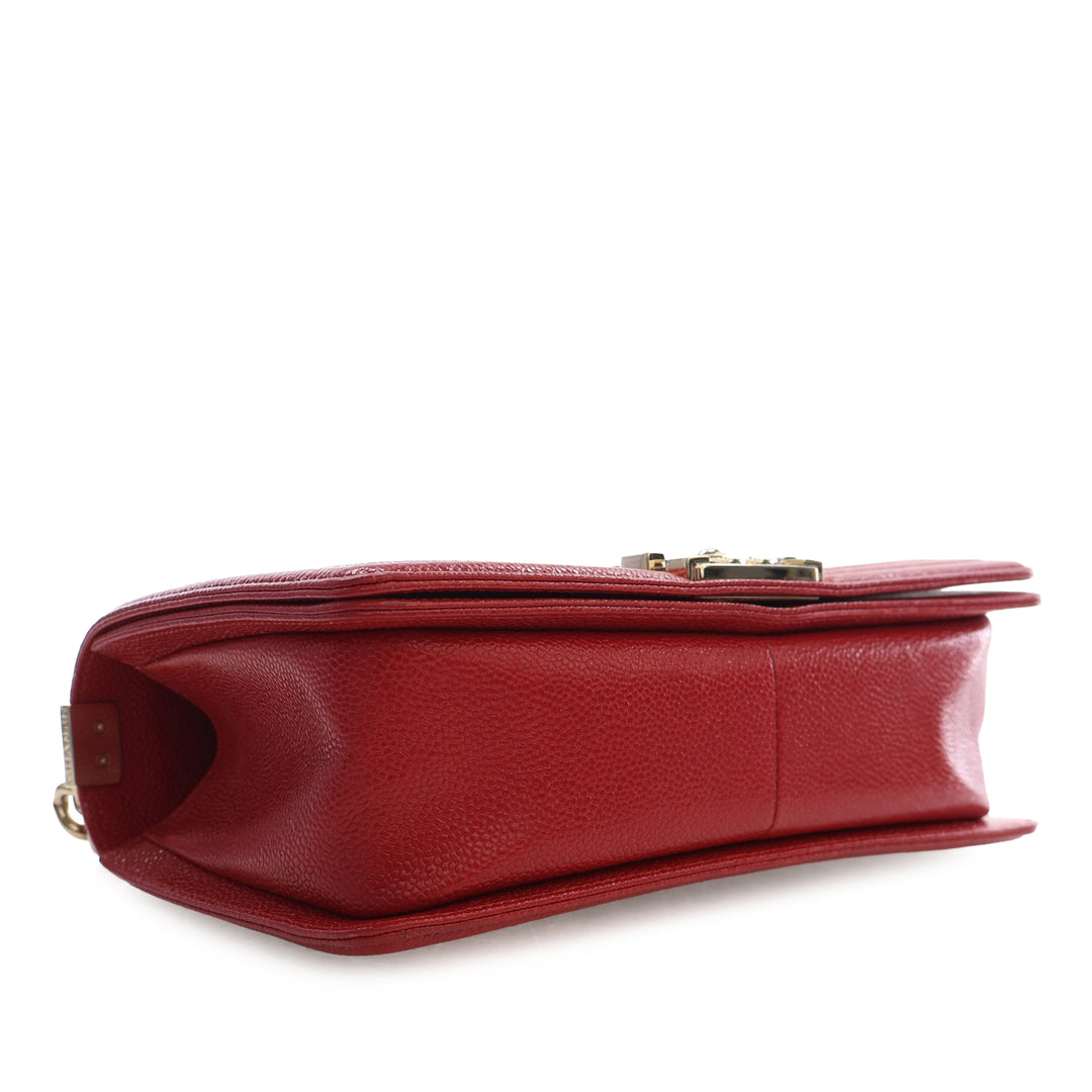 Chanel Matelassé Boy à rabat Moyen Cuir caviar