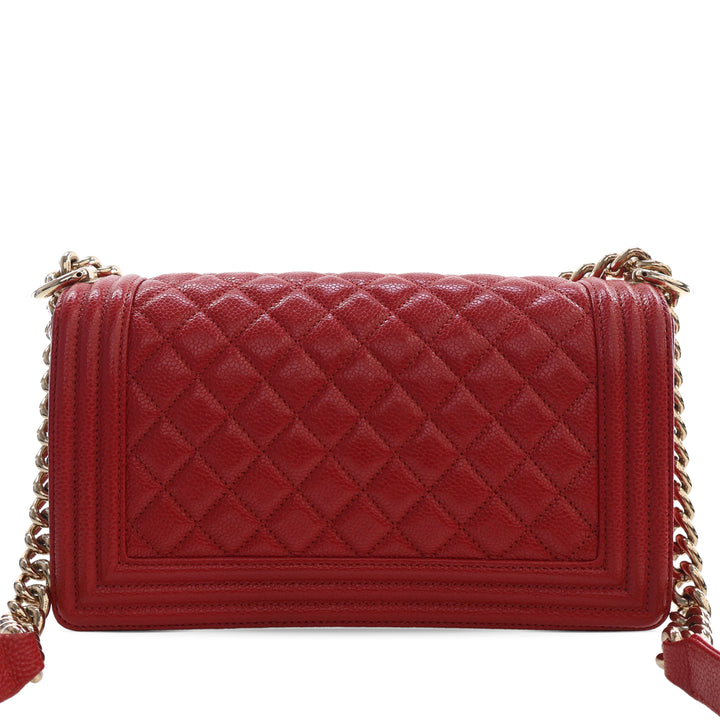 Chanel Matelassé Boy à rabat Moyen Cuir caviar