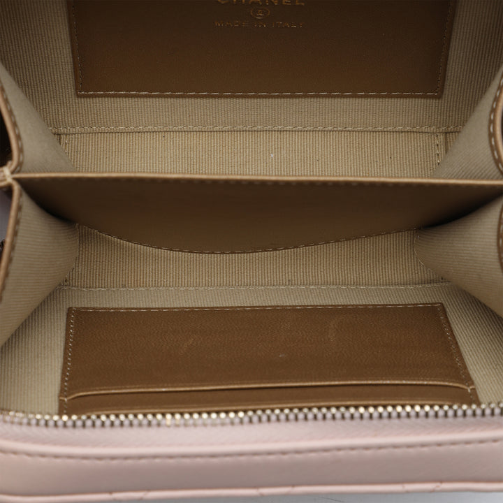 CC Matelassé Perle Crush Sac caméra Cuir d'agneau Marron
