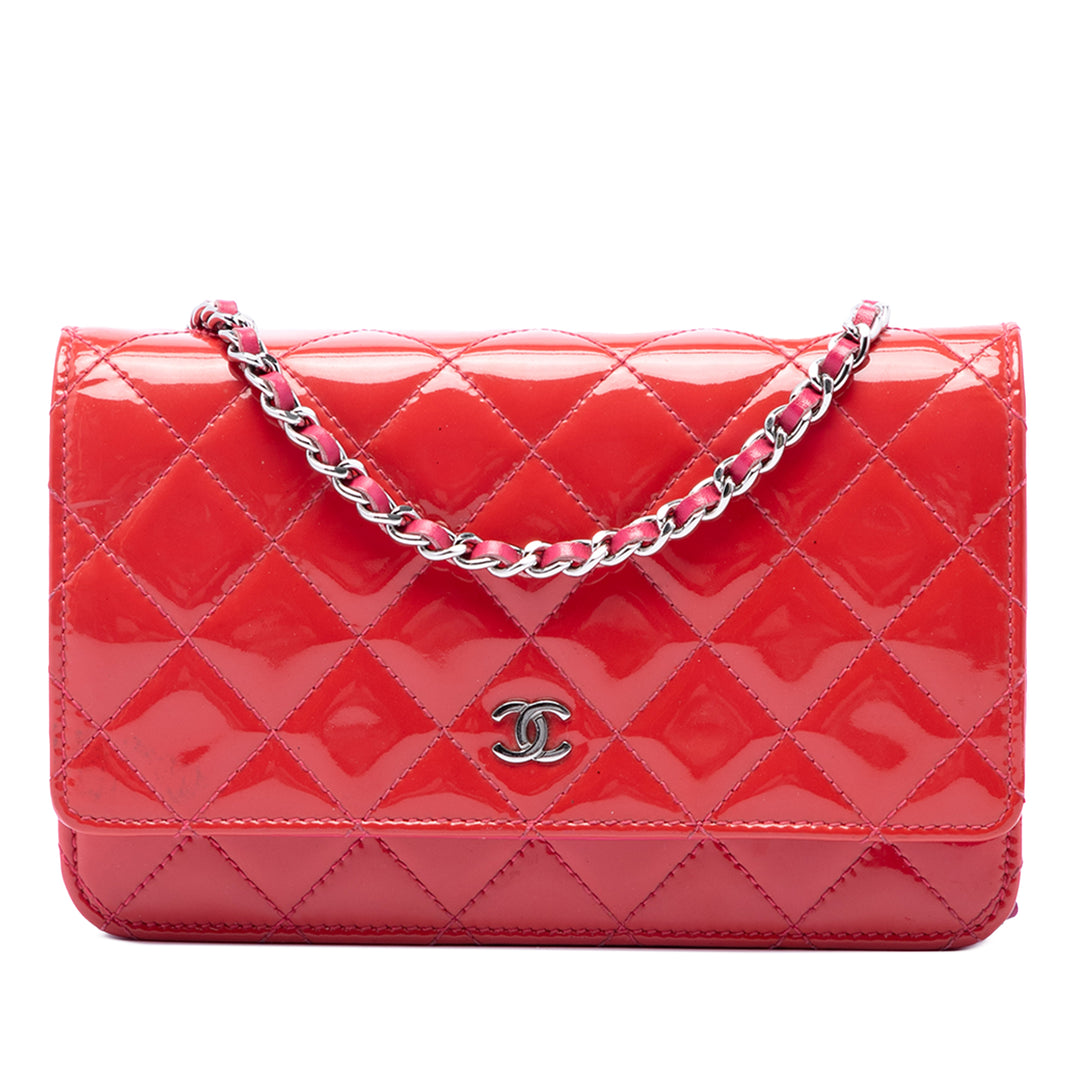Chanel Bicolor Classic Cuir verni Wallet on Chain