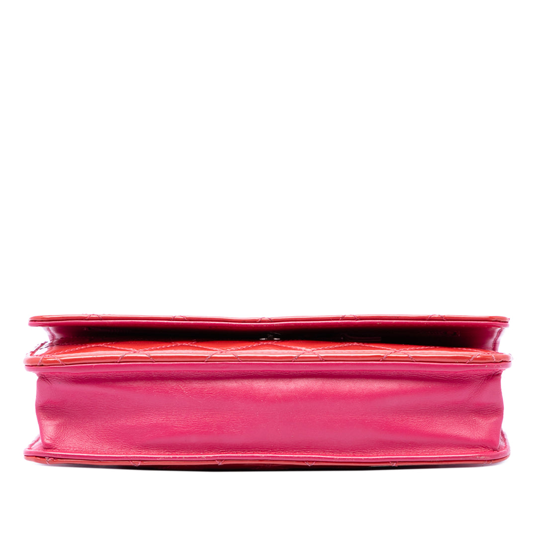 Chanel Bicolor Classic Cuir verni Wallet on Chain