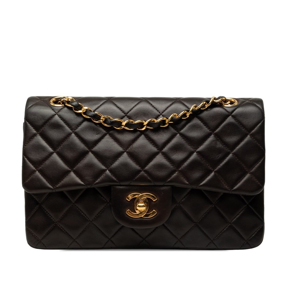 Chanel Sac porté épaule Classic Double rabat Petit Cuir d'agneau Noir – vue principale – GABY PARIS