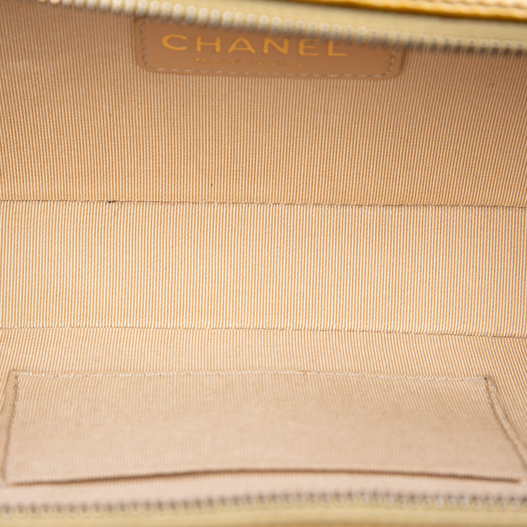 Chanel Small Matelassé Metallic Cuir verni Coco Boy Sac caméra