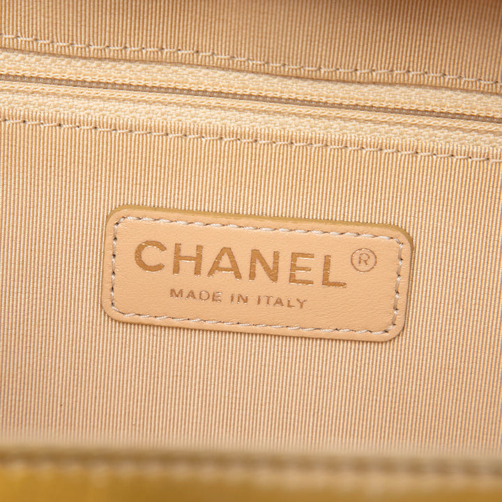 Chanel Small Matelassé Metallic Cuir verni Coco Boy Sac caméra