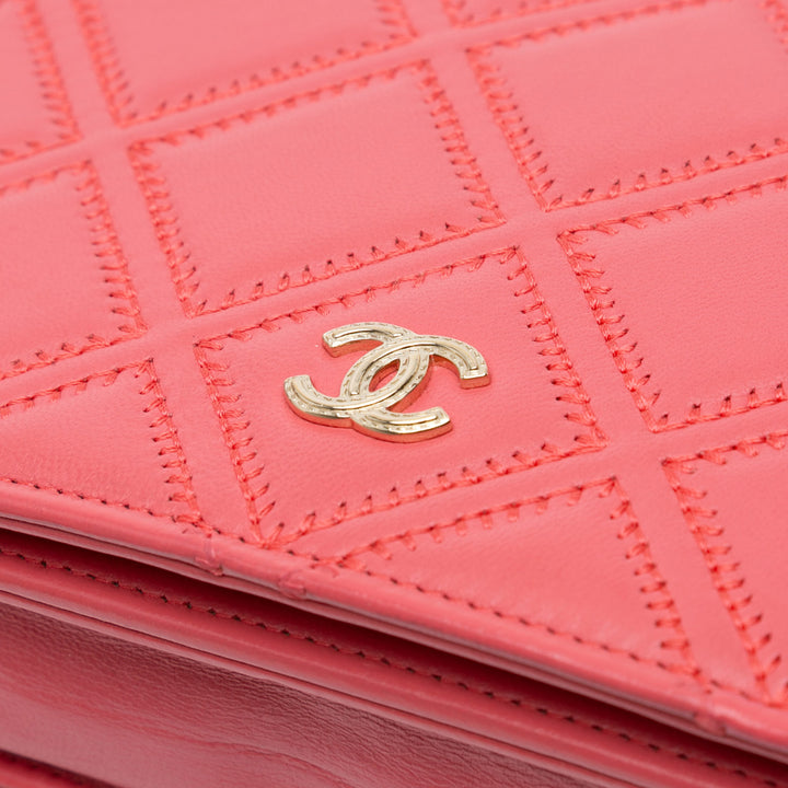 Quilted Lambskin Double Stitch Tassel Wallet On Chain Pink - Gaby Paris