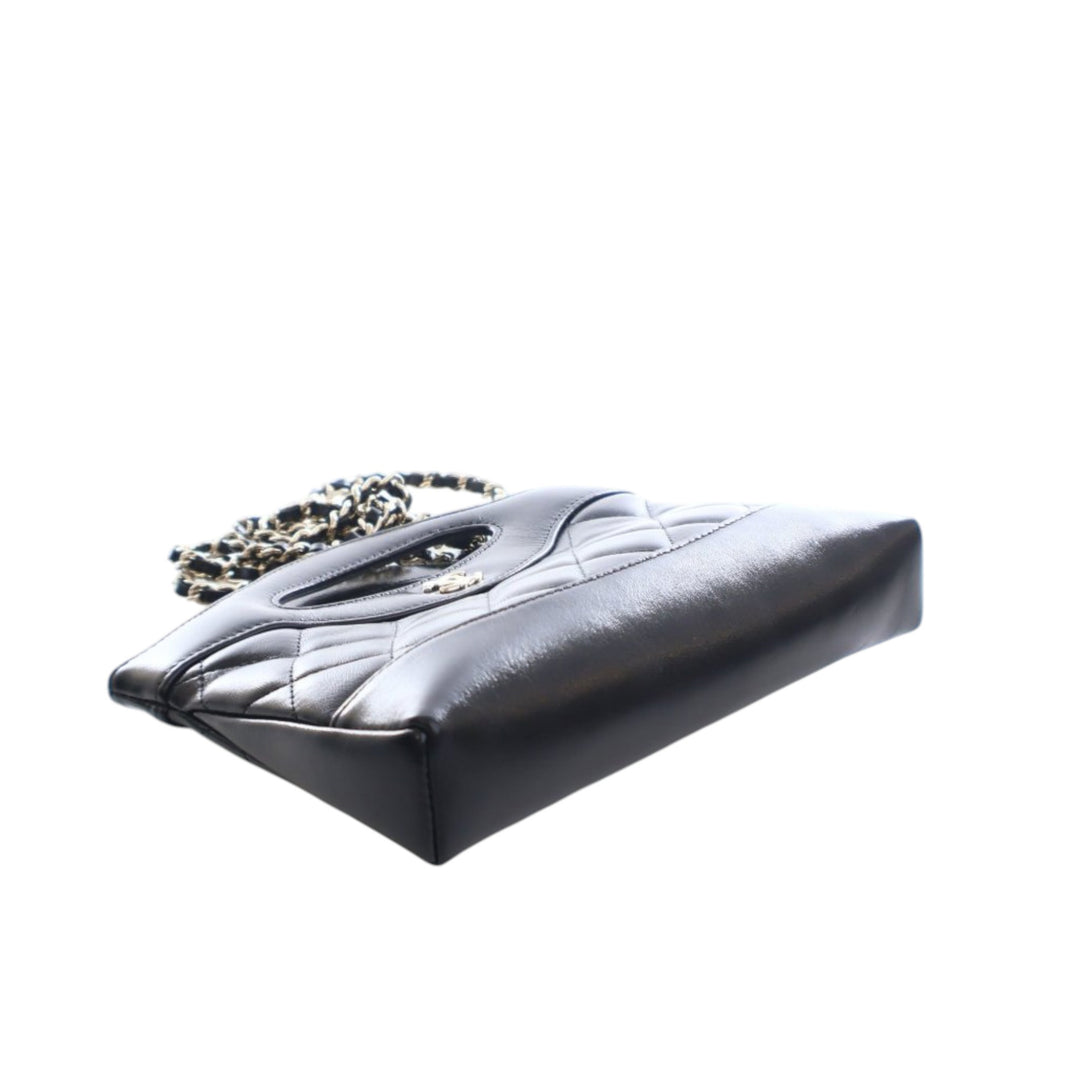 Chanel Nano brillant vieilli Cuir de veau 31 Shopping Sac – GABY PARIS Authentique