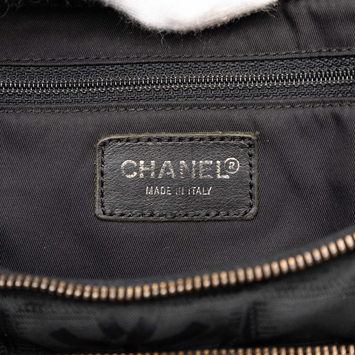 Chanel New Travel Line Nylon Convertible Sac à dos