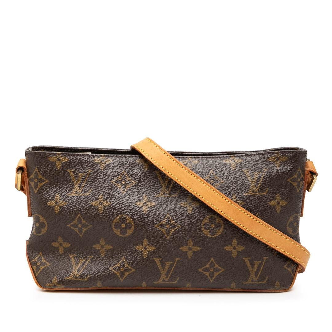 Brauner Monogramm-Gehwagen