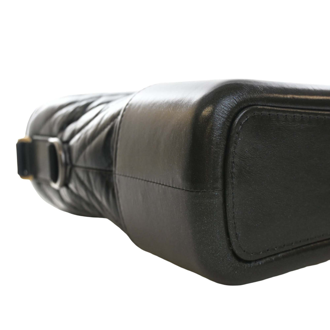 Chevron Irisé vieilli Gabrielle Sac Moyen Cuir de veau Noir