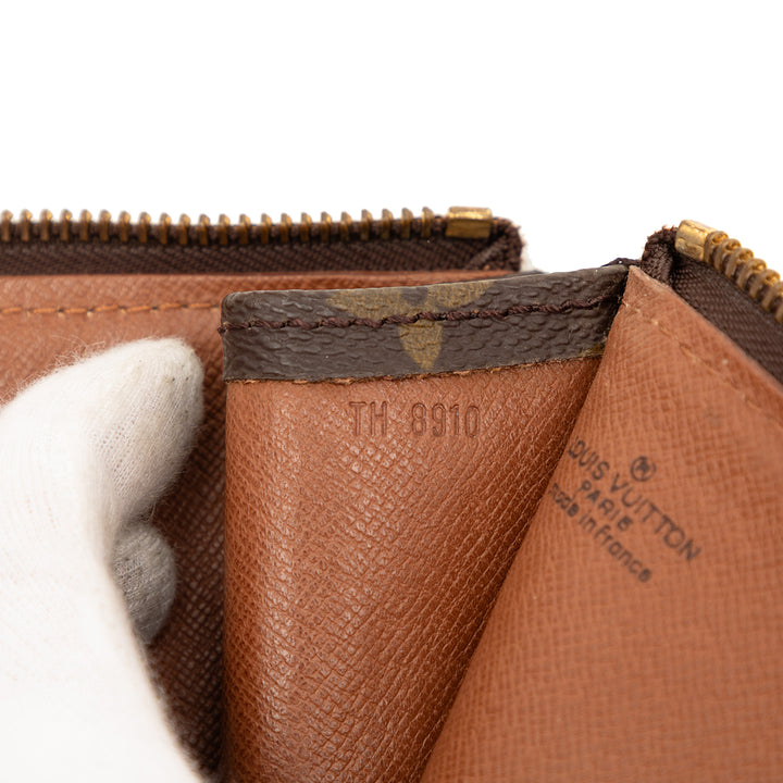 Louis Vuitton Monogram Poche Documents Portfolio 30