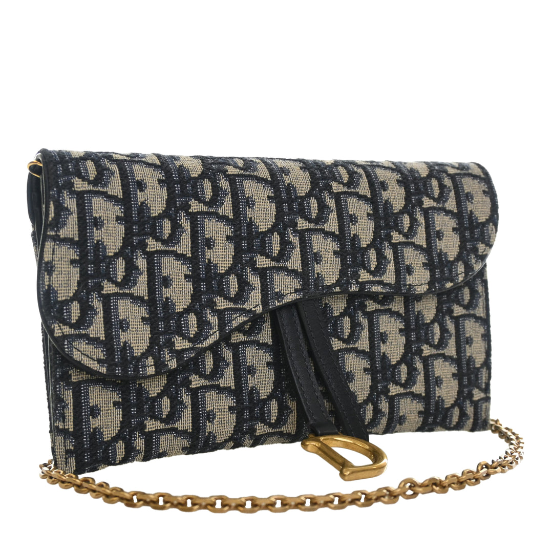 Saddle Wallet on Chain Oblique Bleu