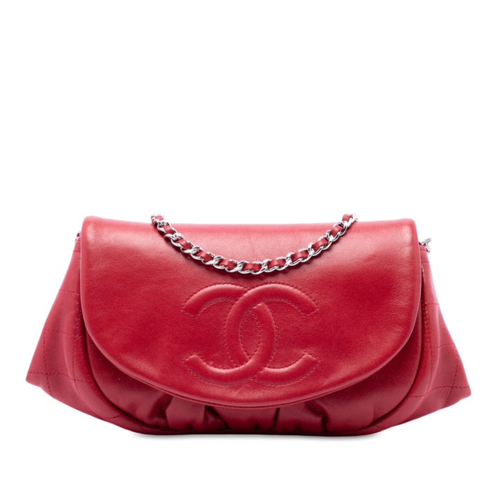 Chanel CC Matelassé Half Moon Wallet on Chain Cuir d'agneau Rouge