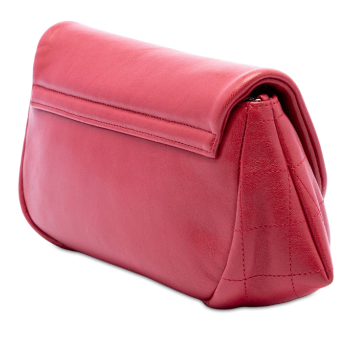 Chanel CC Matelassé Half Moon Wallet on Chain Cuir d'agneau Rouge