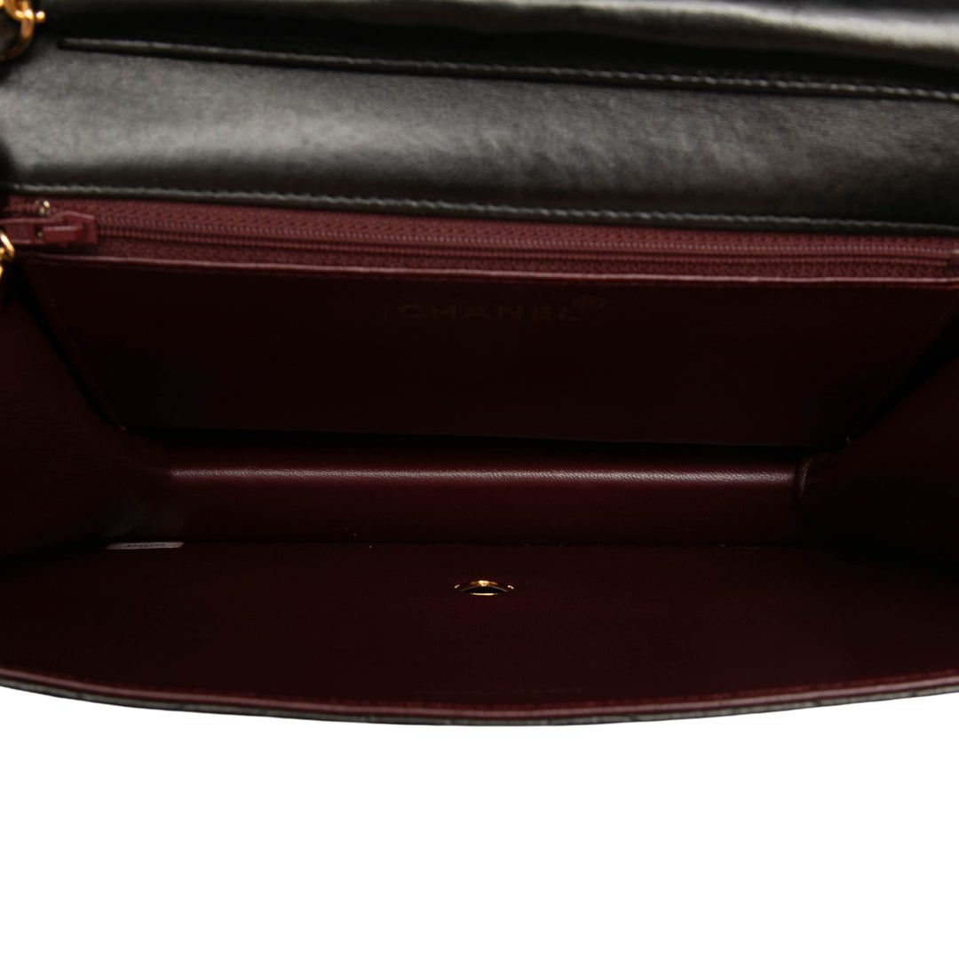 Chanel Sac porté épaule CC Matelassé Rabat simple Moyen Cuir d'agneau Noir – vue 4 – GABY PARIS