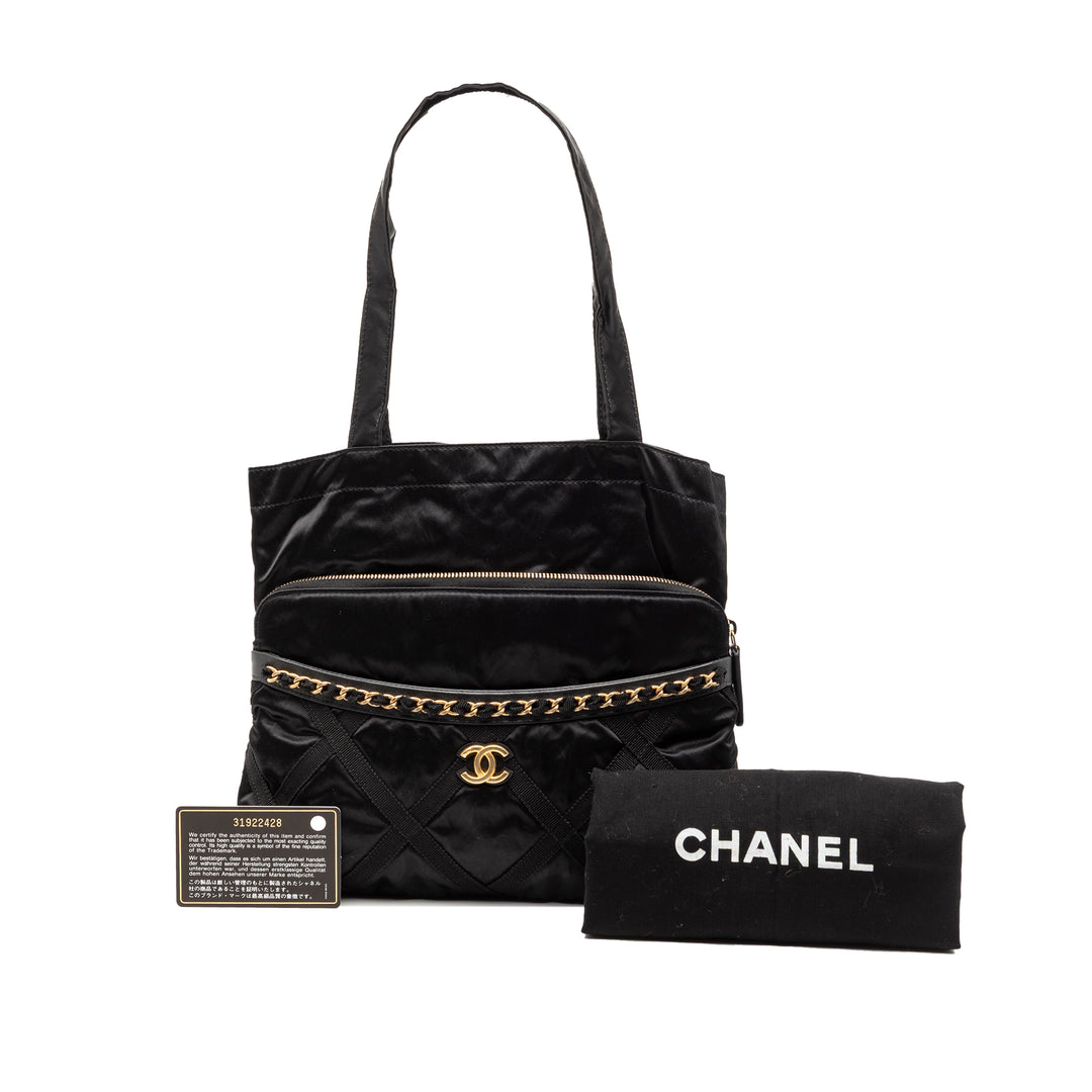 Chanel Nylon Grosgrain Lifestyle Foldable Cabas – GABY PARIS Authentique