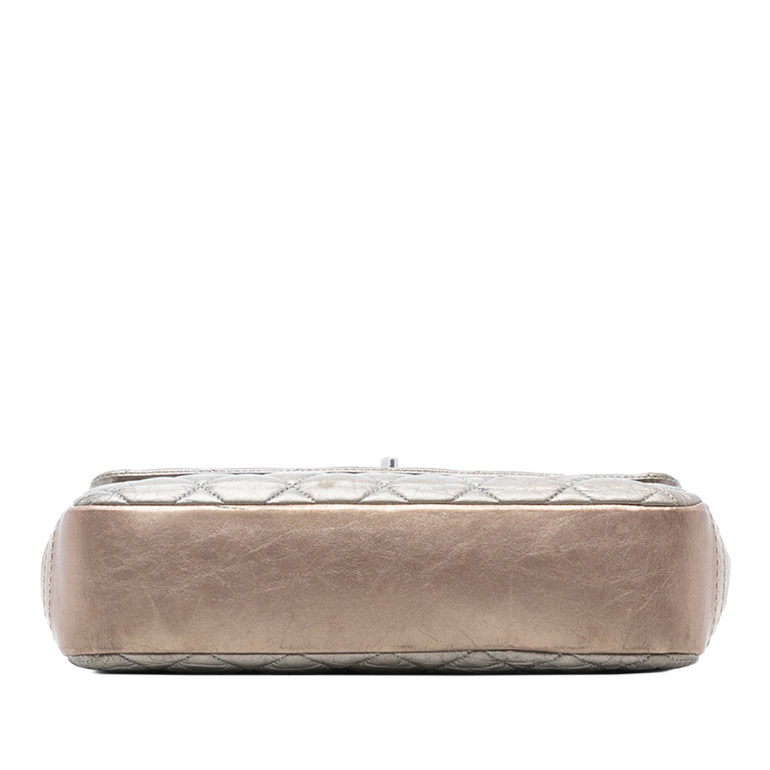 Chanel Small Bicolor Matelassé vieilli Cuir de veau Lady Perley à rabat