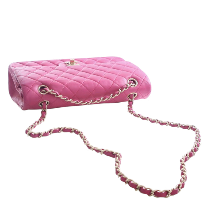 Chanel Medium Classic Cuir d’agneau Double rabat