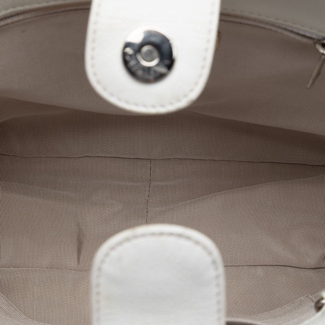 Chanel Petite Cabas Cuir caviar