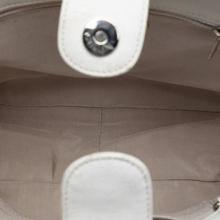 Chanel Petite Cabas Cuir caviar