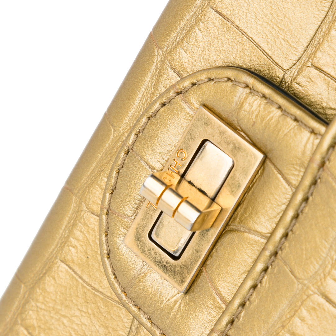 Chanel Croc embossé 2.55 Reissue Double rabat Sac Moyen Cuir d'agneau