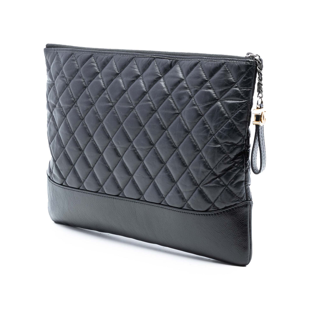 Chanel Large vieilli Cuir de veau Gabrielle O Étui Pochette