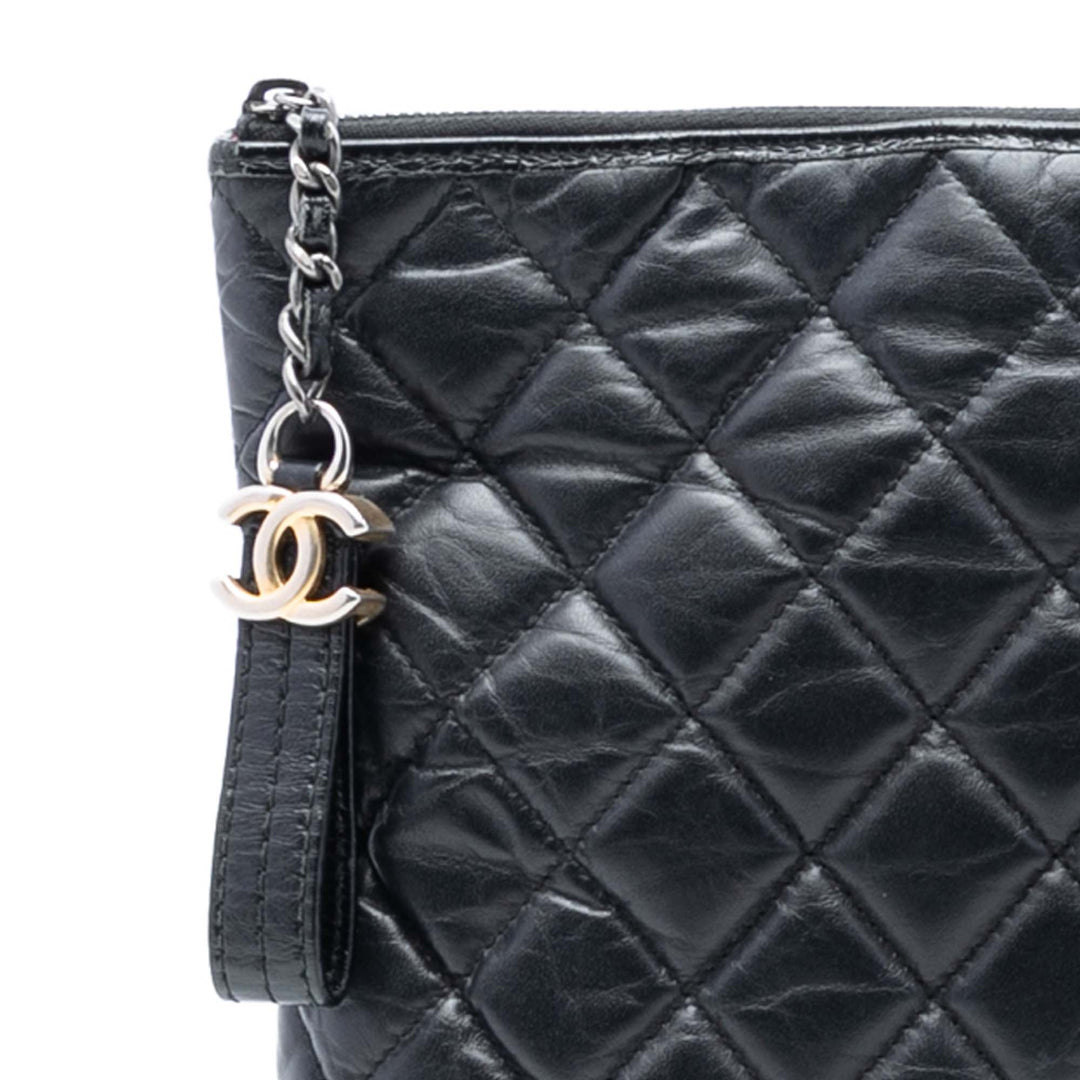 Chanel Large vieilli Cuir de veau Gabrielle O Étui Pochette