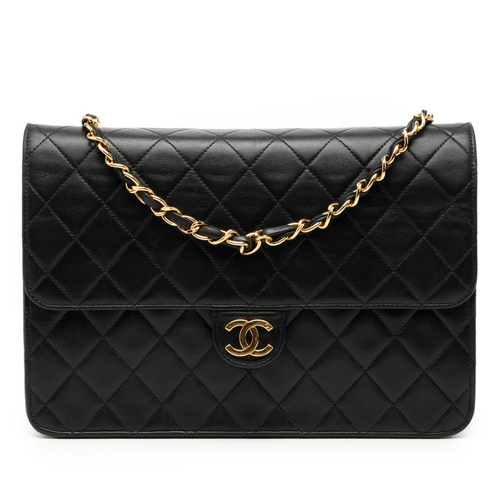 Chanel Medium CC Matelassé Cuir d’agneau Simple rabat
