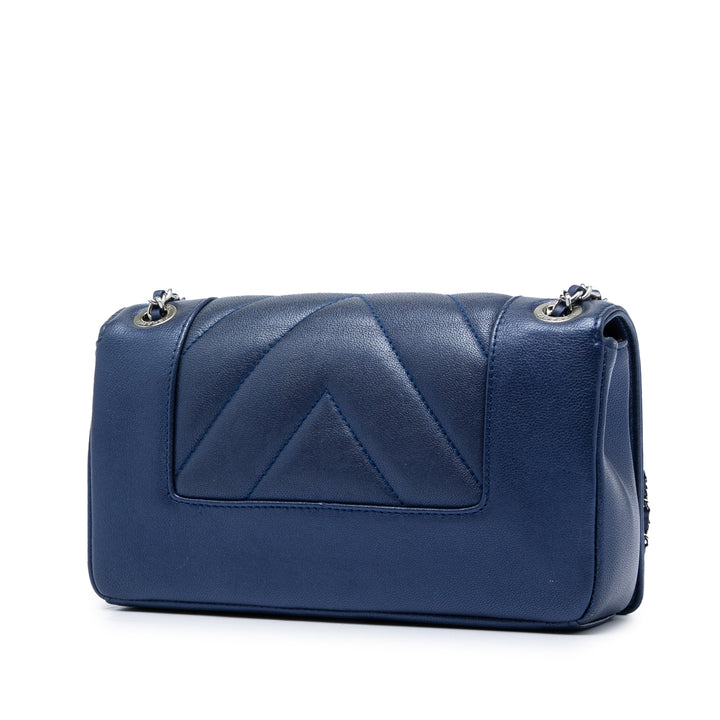 Chanel Chevron Métallisé Vintage Mademoiselle à rabat Moyen Cuir de mouton