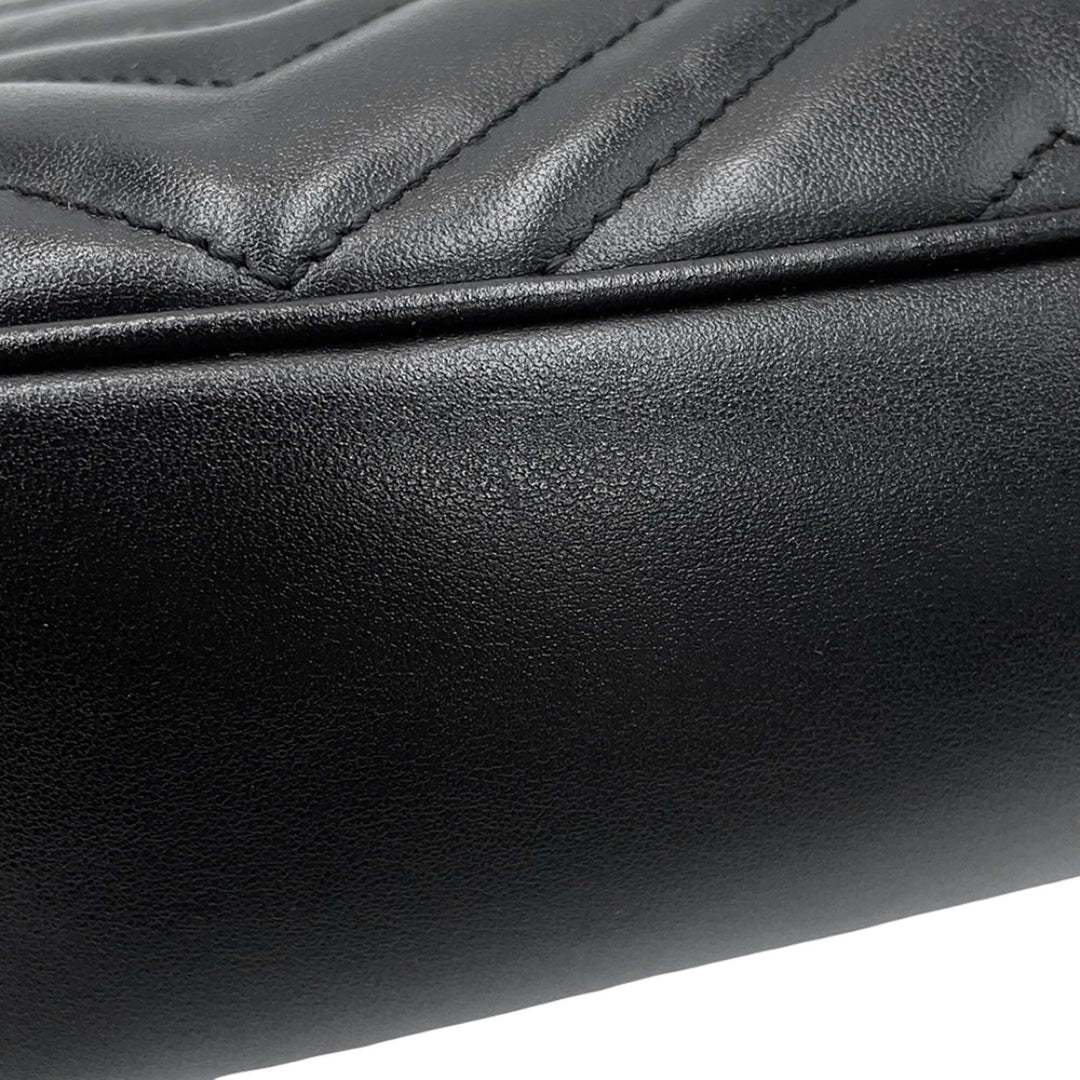 GG Marmont Matelasse Sac Petit Cuir de veau Noir