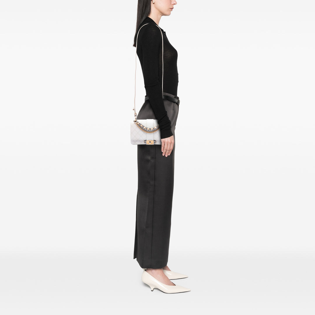 Chanel CC Surpiqué Chaîne à rabat Cuir de veau
