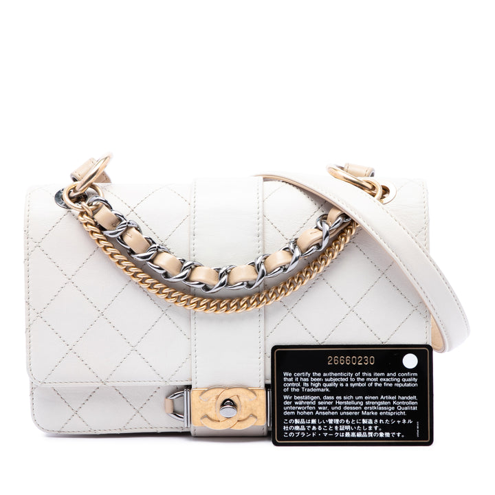 Chanel CC Surpiqué Chaîne à rabat Cuir de veau