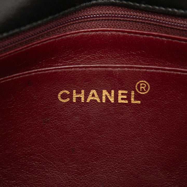 Chanel Sac bandoulière Diana à rabat Petit Cuir d'agneau Noir – vue 5 – GABY PARIS