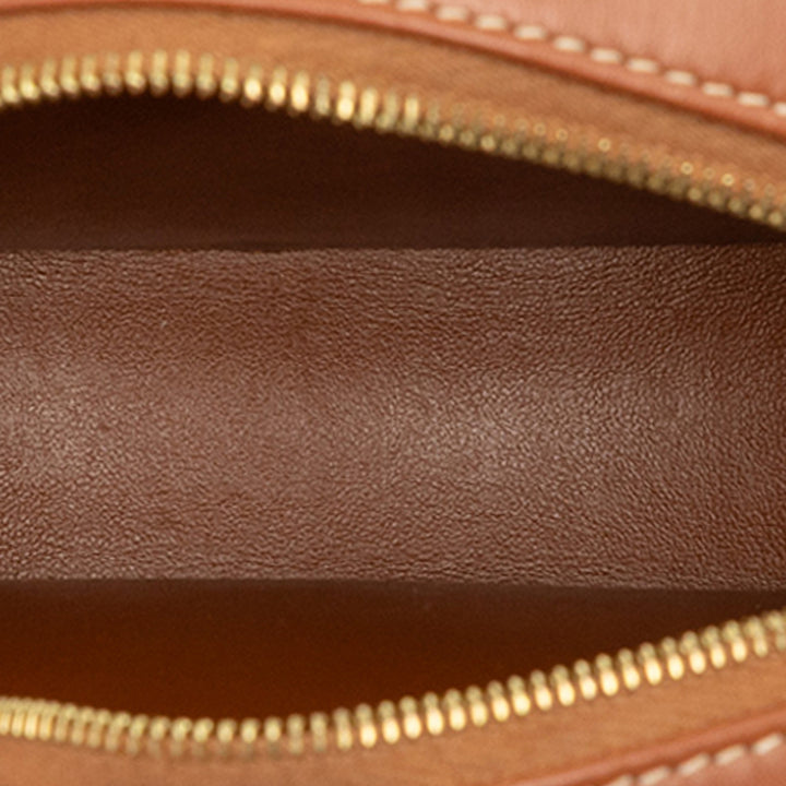 Celine Small Cuir de veau Cuir Triomphe Oval Sac porté croisé