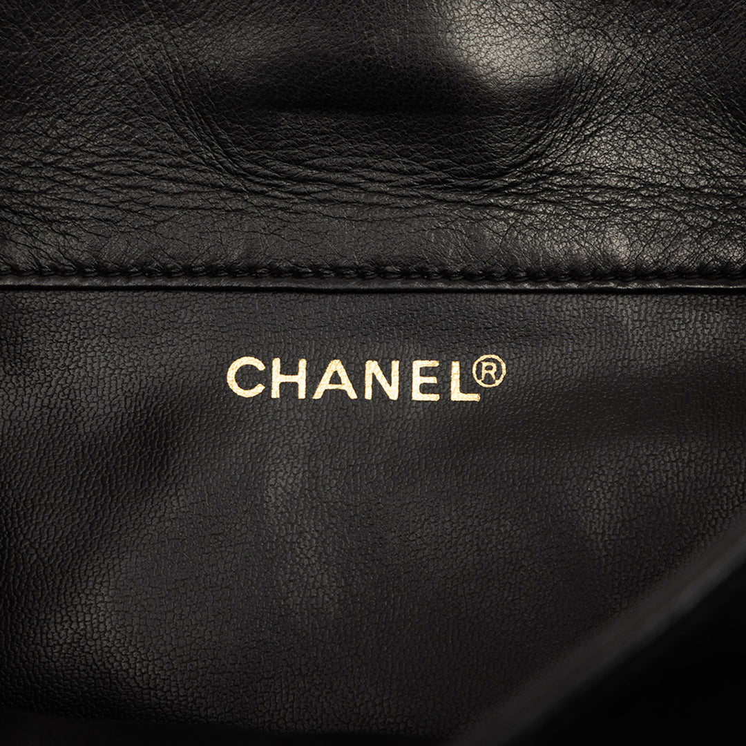 Chanel CC Matelassé Sac à dos à cordon Grand Cuir d'agneau Noir – vue 5 – GABY PARIS