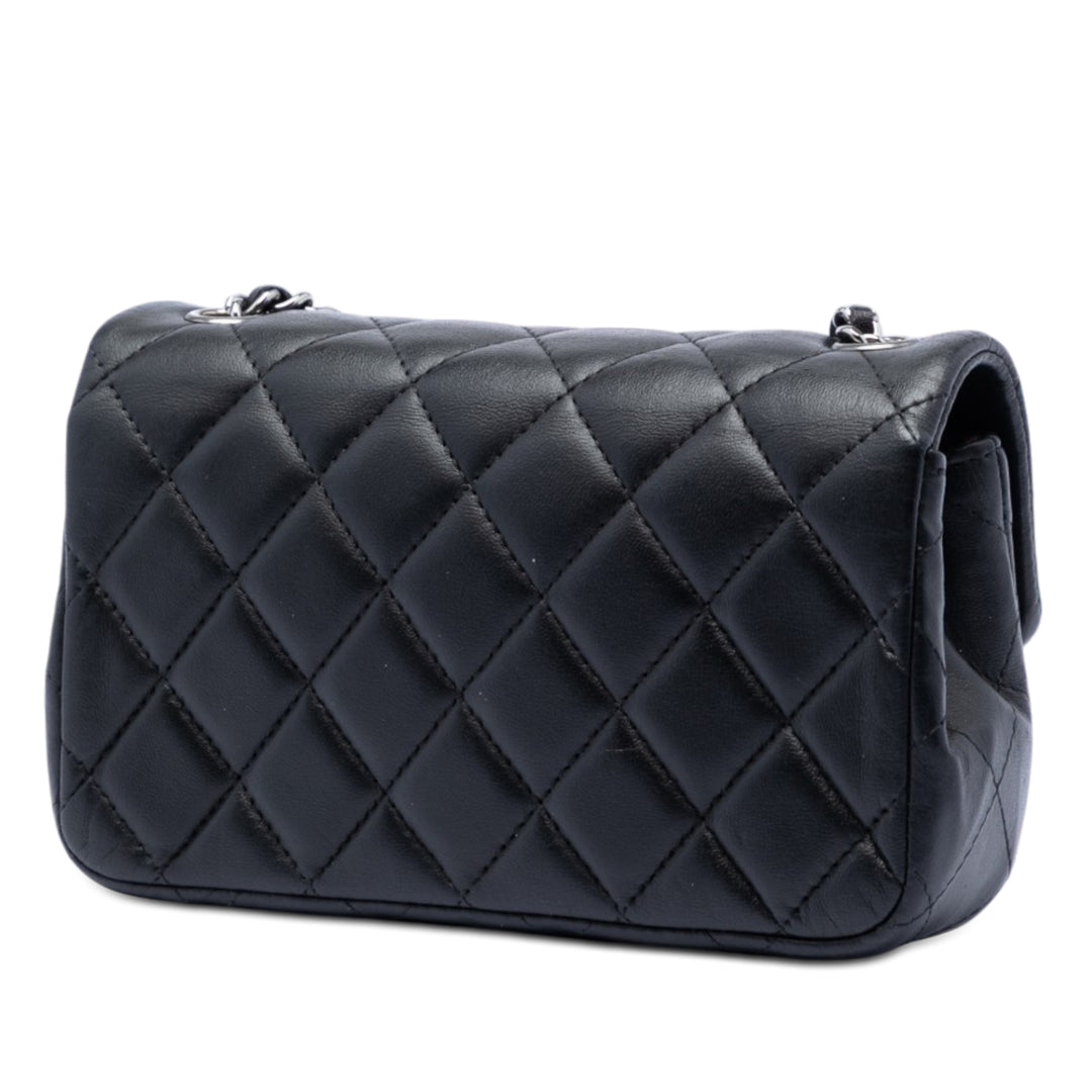 Chanel Extra Mini Rectangular Matelassé Cuir d'agneau à rabat