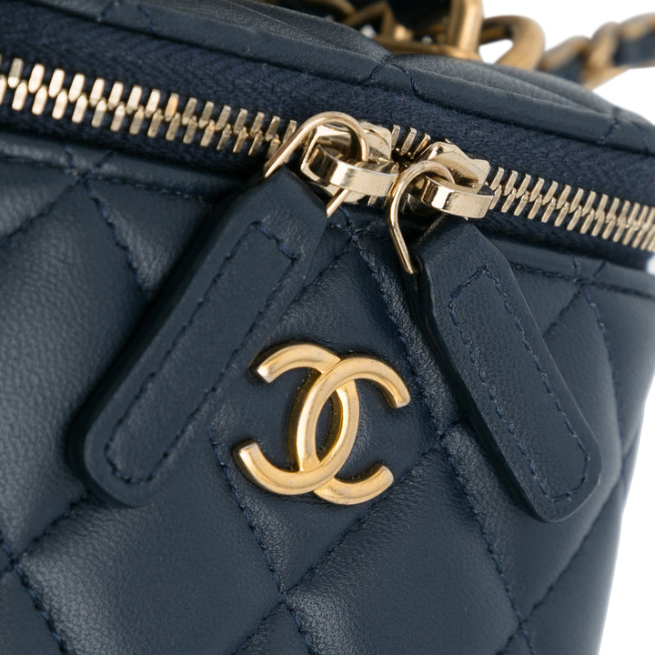 Chanel Small Cuir d’agneau Top Handle Vanity Bag Bleu