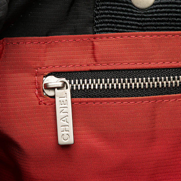 Old Travel Line Nylon Tote Black - Gaby Paris