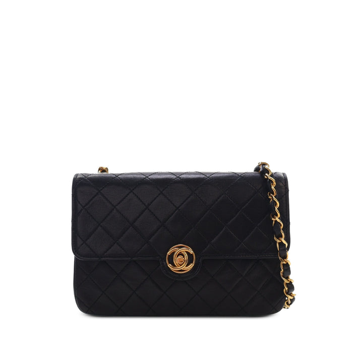 Chanel Circle CC Rabat simple Mini Cuir d'agneau Noir – vue principale – GABY PARIS